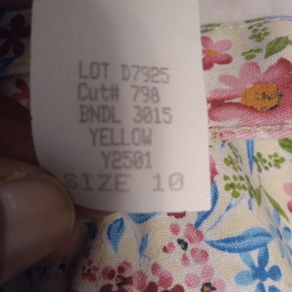 Vintage Floral 90's High Rise Jean Shorts, Size: 30 - Picture 5 of 12